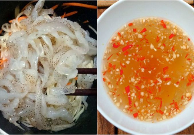 Tiến hành trộn gỏi sứa tôm thịt với các nguyên liệu rau củ
