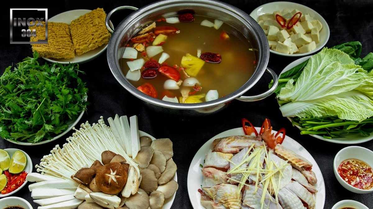Lẩu gà miền Bắc